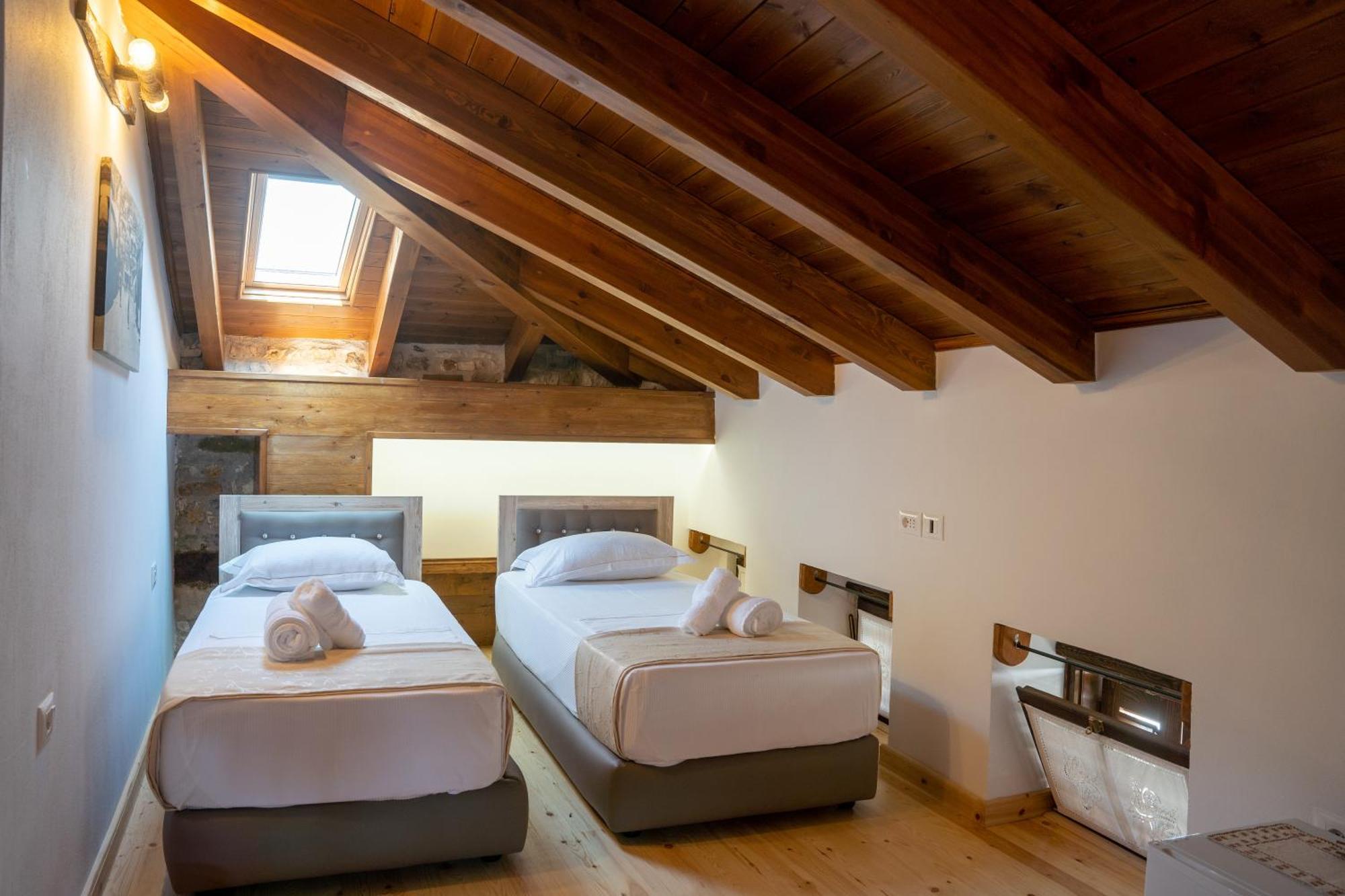 Hotel Kapllani Berat Room photo