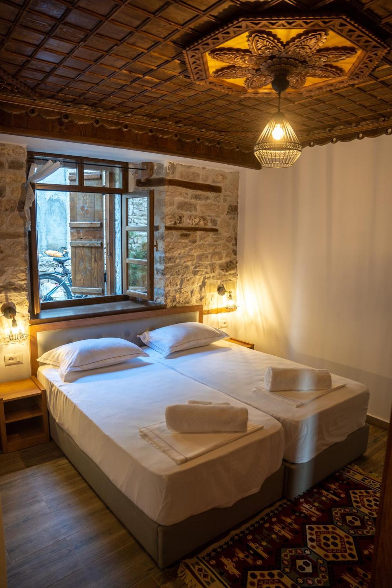 Hotel Kapllani Berat Room photo