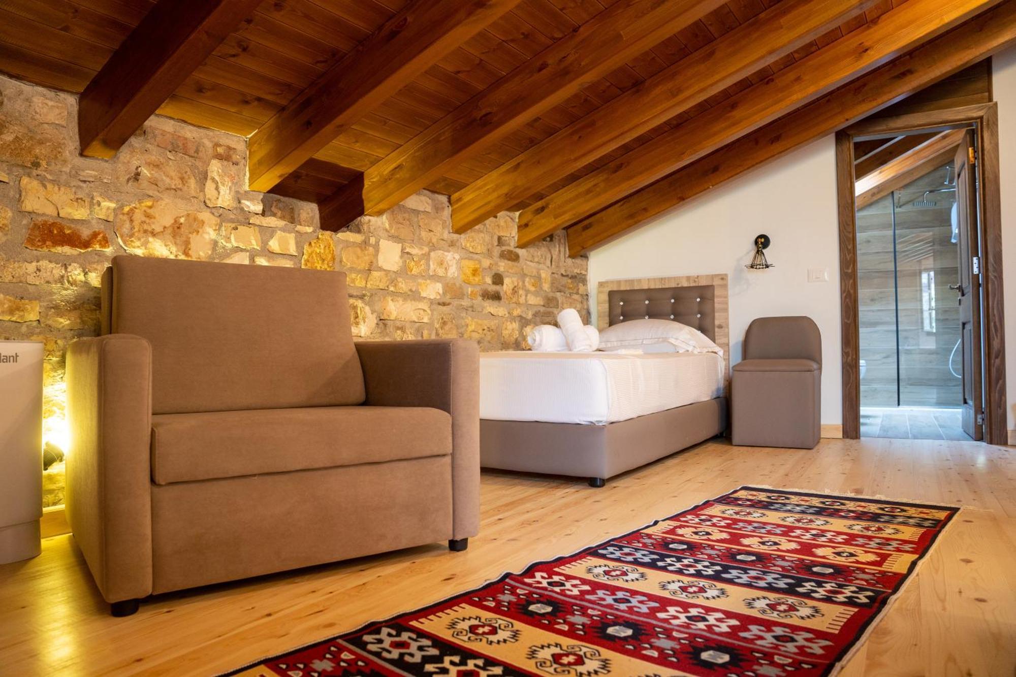 Hotel Kapllani Berat Room photo